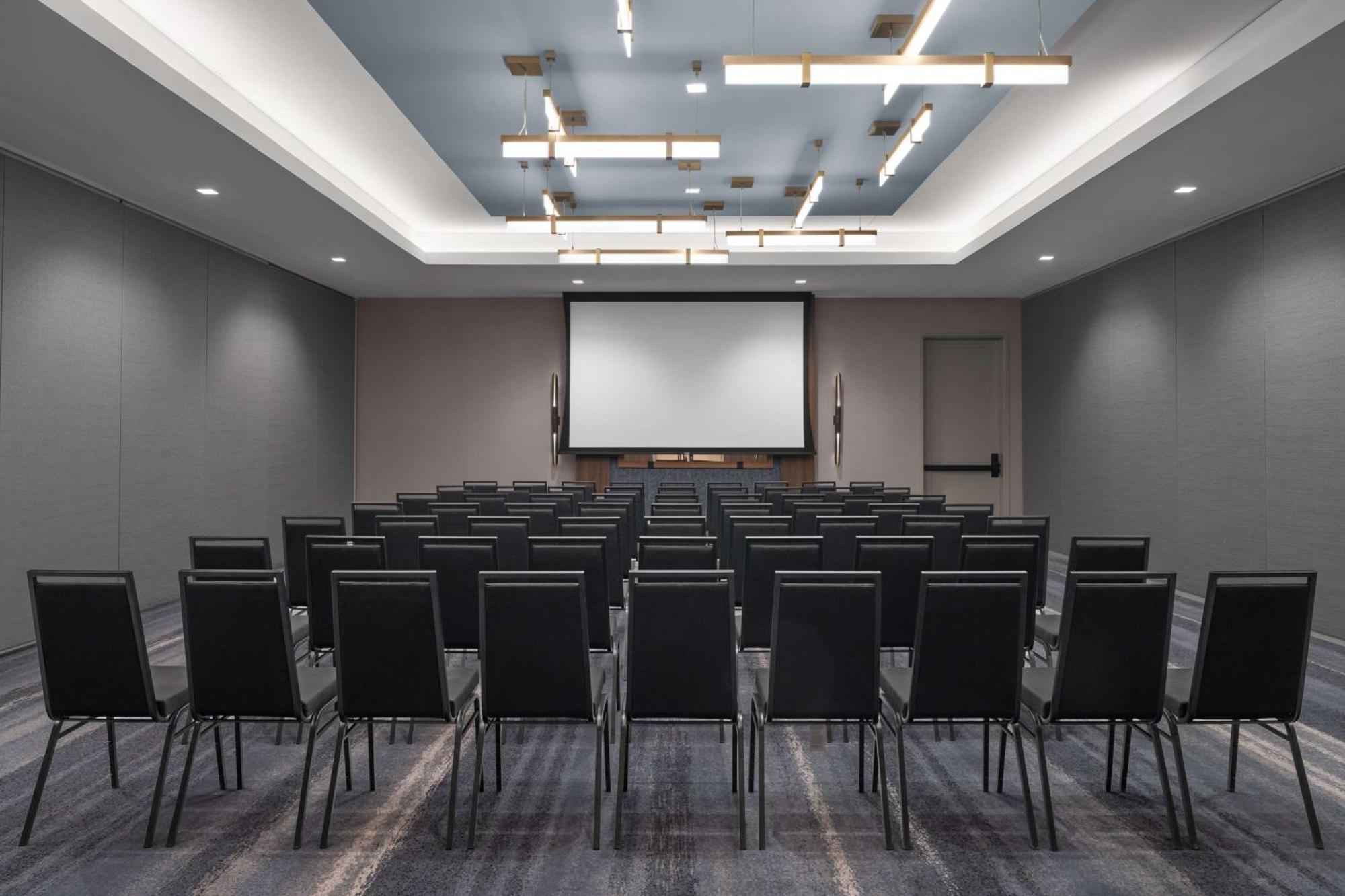 Hotel West & Main Conshohocken, Tapestry Collection Hilton Екстер'єр фото