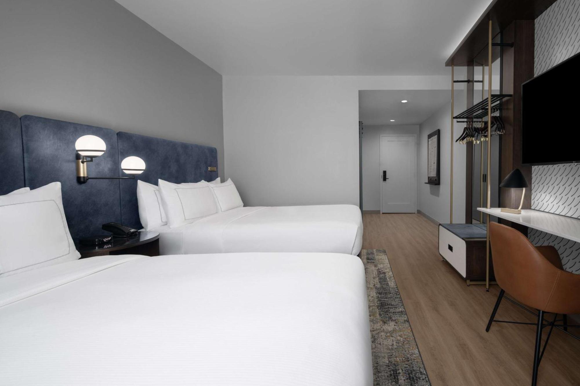 Hotel West & Main Conshohocken, Tapestry Collection Hilton Екстер'єр фото